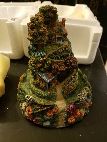 Franklin mint figurine - mint,