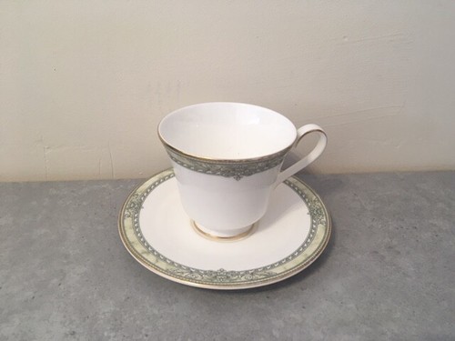 Royal doulton isabella tea cup - doulton,