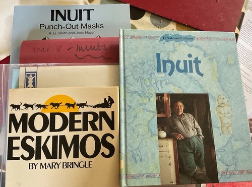 Inuit books folder - folder, of