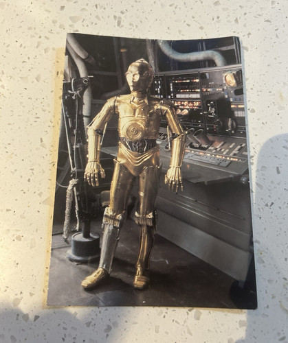 Star wars the empire strikes - wars:,
