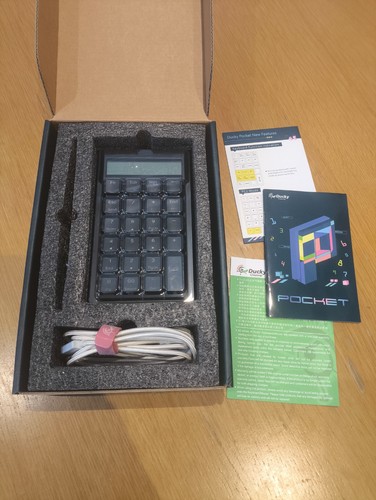 Ducky pocket rgb mechanical - ducky,