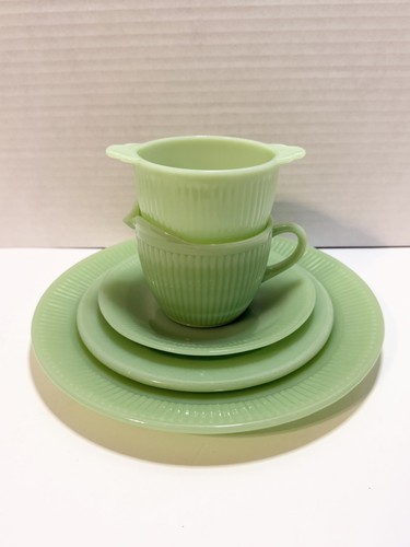 Vintage fire king jadeite - king,