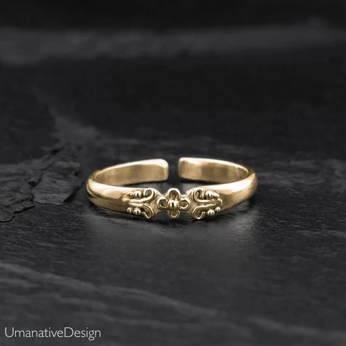 Women flower gold toe ring - flower,
