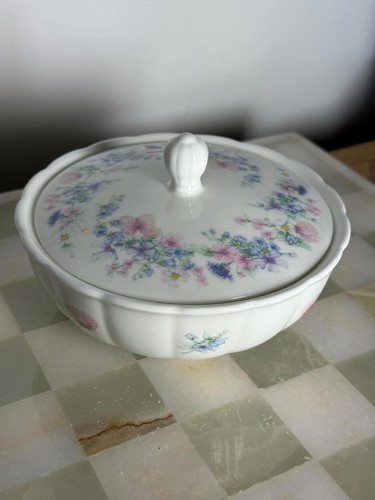 Wedgwood angela lidded bone - wedgwood,