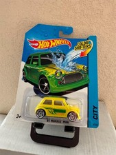 Hot Wheels City 61 Morris Mini