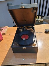 antique wind up gramophone