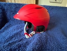 Giro Seam - vented Ski Snowboard Helmet - Red - Medium