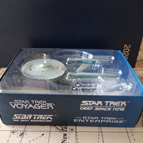 Star trek eaglemoss - star, uss