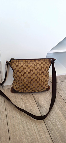 Gucci canvas beige - gucci,