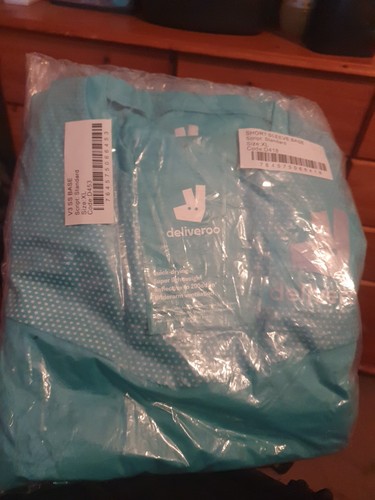 Deliveroo pack short - of,