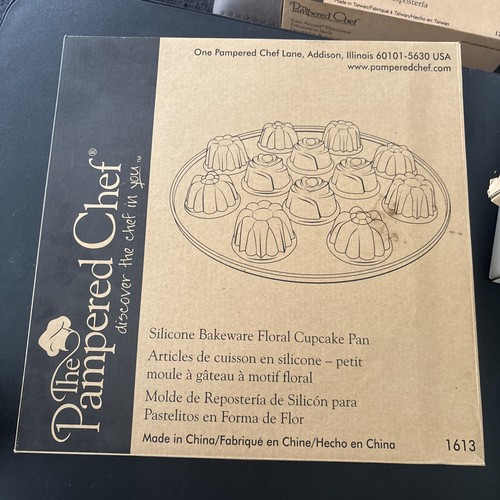 Pampered chef silicon bakeware - silicon,