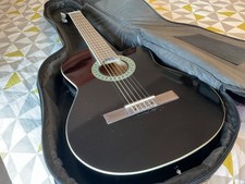 Electro/Acoustic Guitar