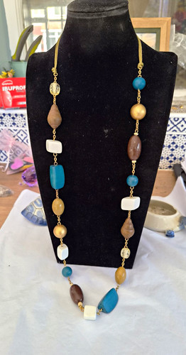 Multicolour wood beaded - multicolour,