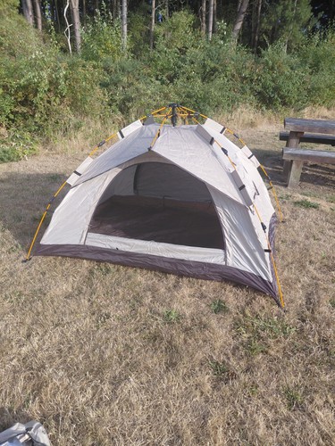 Man instant pop camping - man,