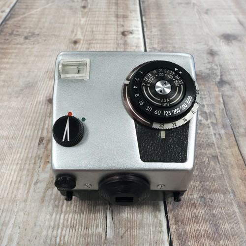 Pentacon six metered right - pentacon, tl
