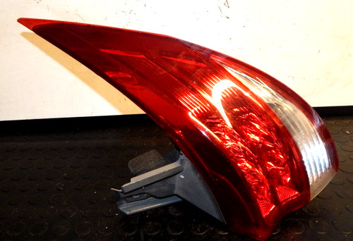 Genuine toyota estima - 09-13,