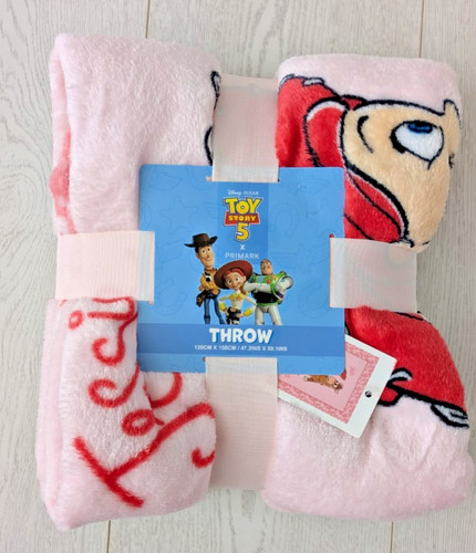Primark toy story throw - 5,