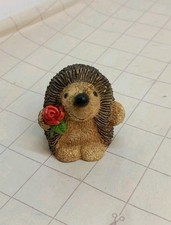 4cm Hedgehog with Rose resin