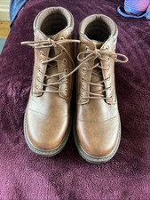 Men’s Shoe Zone Brown Lace Up Boots Size 9 Worn Once Faux Leather. 