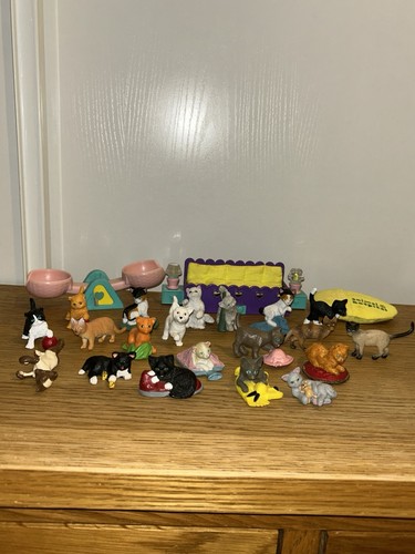 Kitty pocket figures - in, &