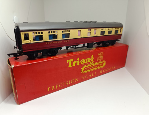Triang r224 restaurant car - triang, br