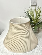 Large Twisted Pleated