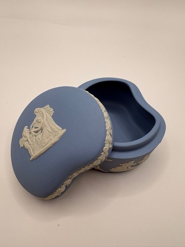 Vintage wedgwood blue - vintage,