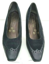 Women's MARKS & SPENCER Low Heel Court Shoes Navy Leather & Suede, Size 6.5.