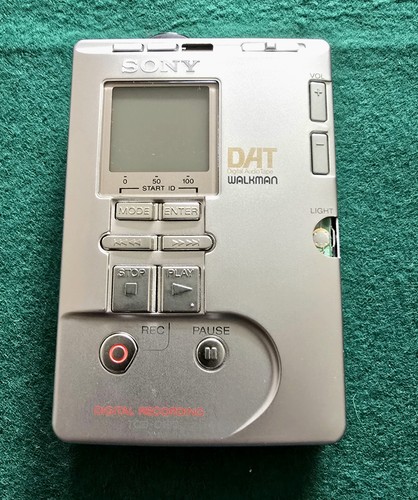 Sony dat walkman - tcd-d100,