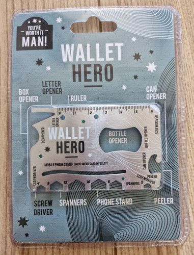 Multi tool wallet - hero, novelty