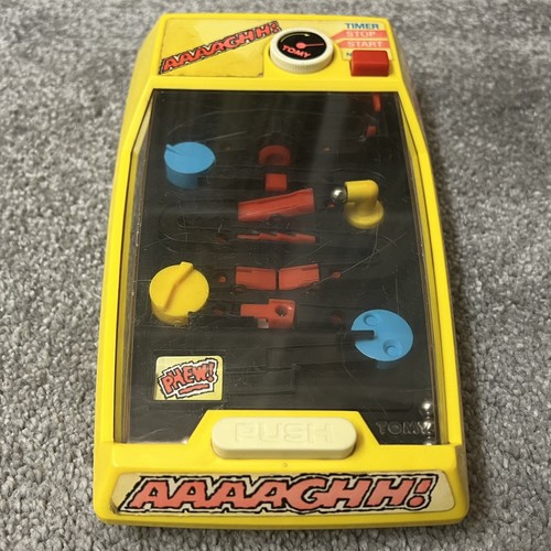 Tomy aaaaghh game - tomy, yellow