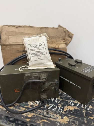 Ww2 army signal corps radio - corps,