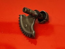 VESPA SMALL FRAME 50 90 100 GENUINE PIAGGIO GOOD USED 12 TOOTH KICKSTART SHAFT