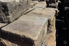Reclaimed 12"x8" Gritstone Kerbs /Kerb Stones / Edging - WM11378