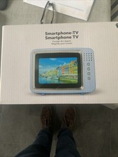 Smartphone Magnifier Screen