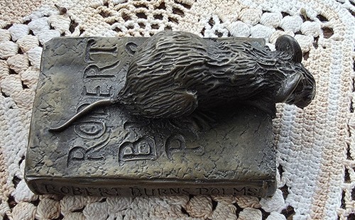 Robert burns mouse bronze - -,