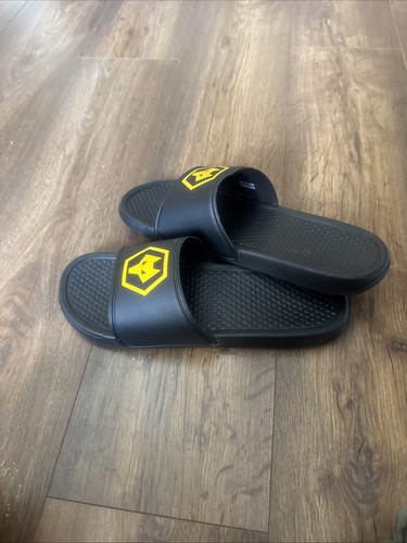 Wolves men stylish sliders - men’s,