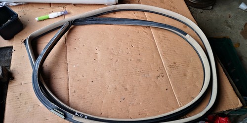 Lexus gs300 2004 door trim - ,