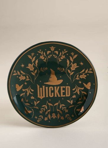 Wicked elphaba trinket - m&s,