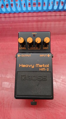 Boss distortion pedal - boss, hm-2