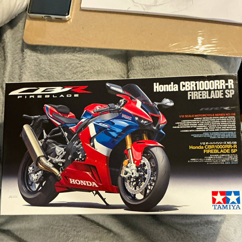 Tamiya honda cbr1000rr - tamiya,