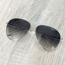 Victoria beckham pilot light - pilot,