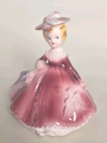 Porcelain figurine foreign - porcelain,