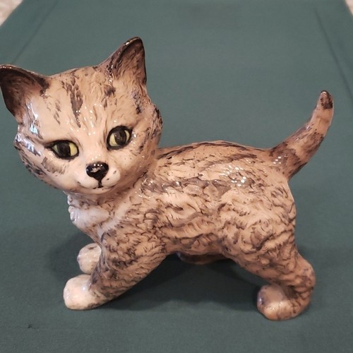 Beswick swiss roll - roll, persian