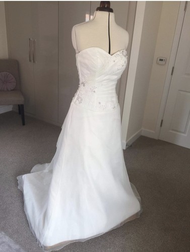 Amanda wyatt wedding - amanda, dress