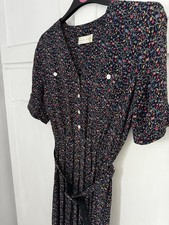 Mandy Marsh Vintage 80s Navy Floral Dress Size 14 - Short Sleeved With Buttons