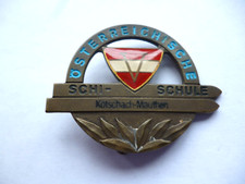 AUSTRIAN SKI SCHOOL BADGE.