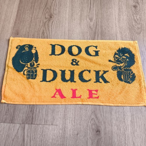 Dog and duck ale bar - dog,