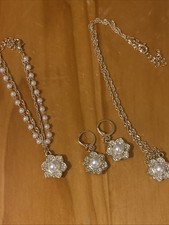 Costume Jewellery 3 Piece Set .Necklace Earings andBracelet