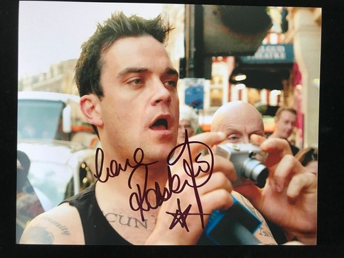 Robbie williams autograph - robbie,
